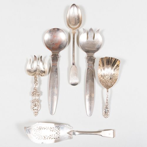 GROUP OF SILVER SERVING PIECESComprising:

A