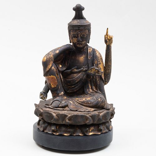 JAPANESE GILT LACQUER FIGURE OF 3bb5bf