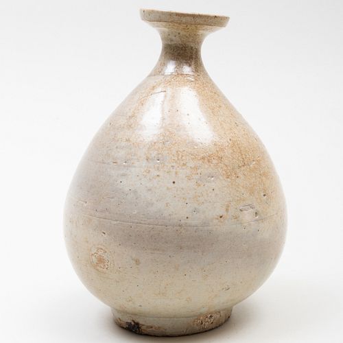 KOREAN KOHIKI TYPE EARTHENWARE PEAR