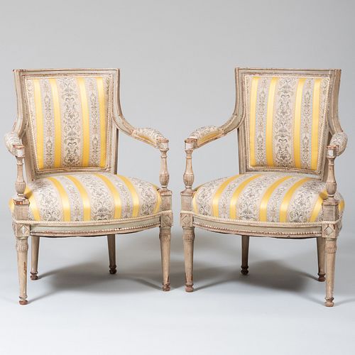 PAIR OF DIRECTOIRE PAINTED FAUTEUILS 3bb6af