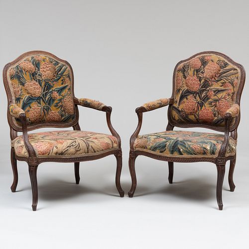 FINE PAIR OF LOUIS XV BEECHWOOD FAUTEUILS