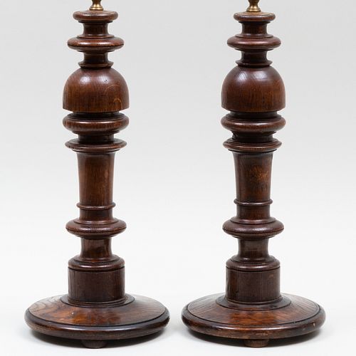 PAIR OF ENGLISH OAK TABLE LAMPS24 3bb892