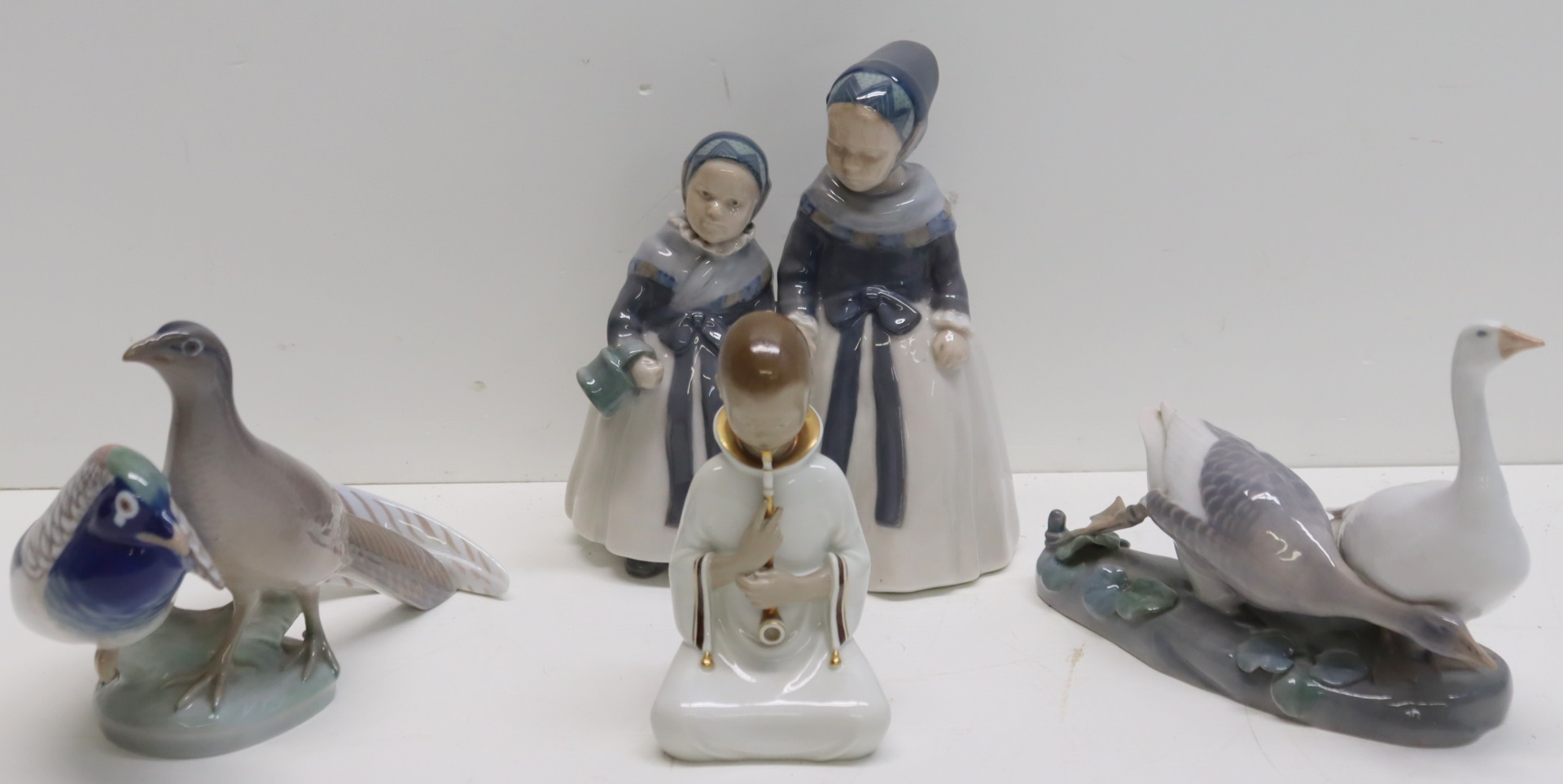 4 ROYAL COPENHAGEN PORCELAIN FIGURES  3be233