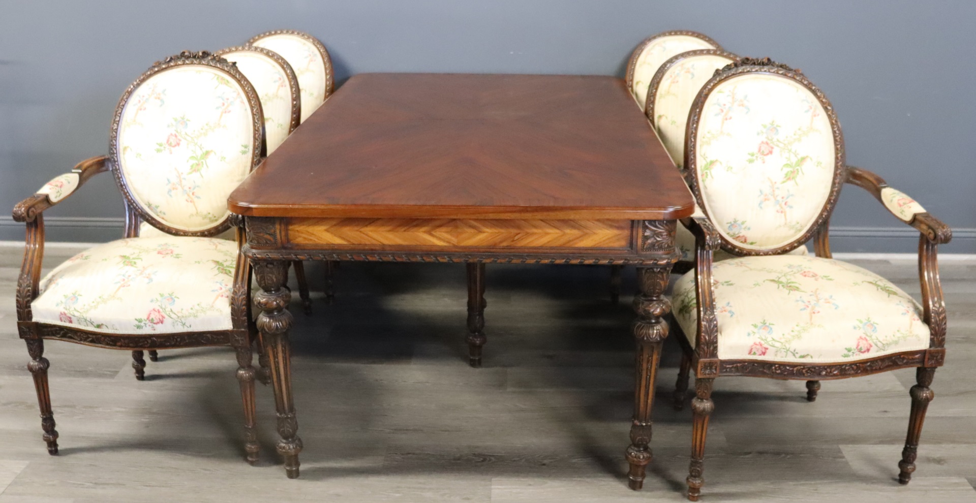 ANTIQUE WALNUT DINING TABLE 4 3be3b4