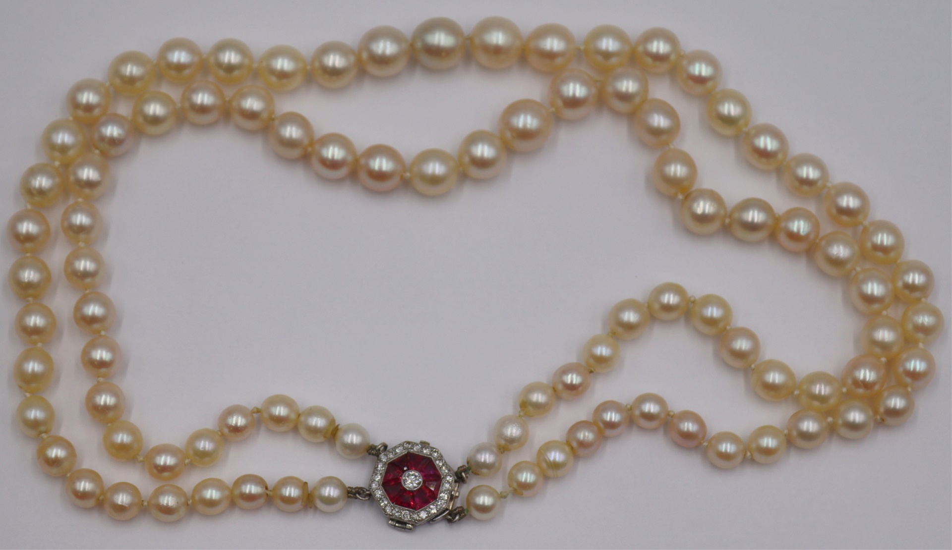 JEWELRY. DOUBLE STRAND PEARL NECKLACE