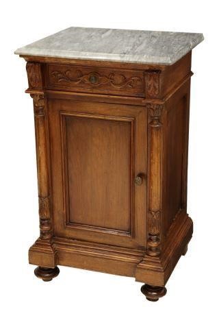 ITALIAN MARBLE TOP BEDSIDE CABINETItalian 3be565