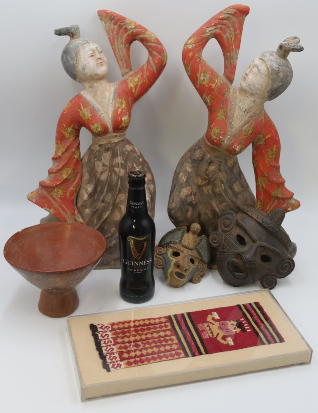 ASSORTED GROUPING OF ANTIQUITIES AND