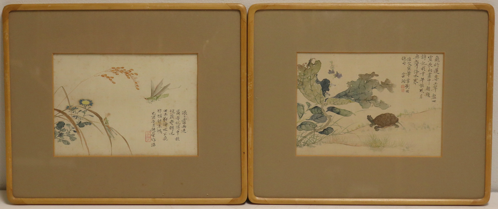 PAIR OF SIGNED CHINESE WATERCOLORS 3be854