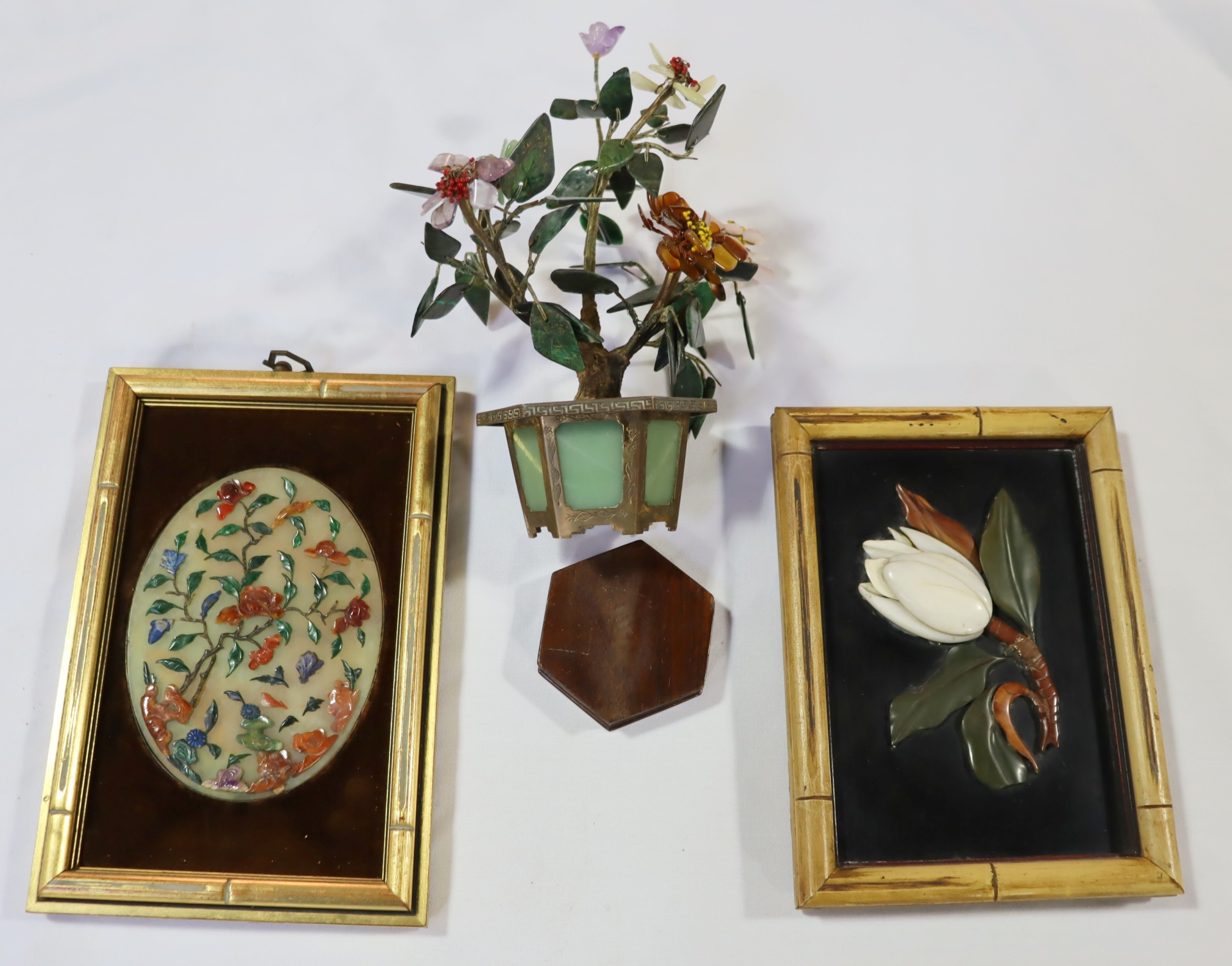 LOT OF ANTIQUE ASIAN ITEMS. To