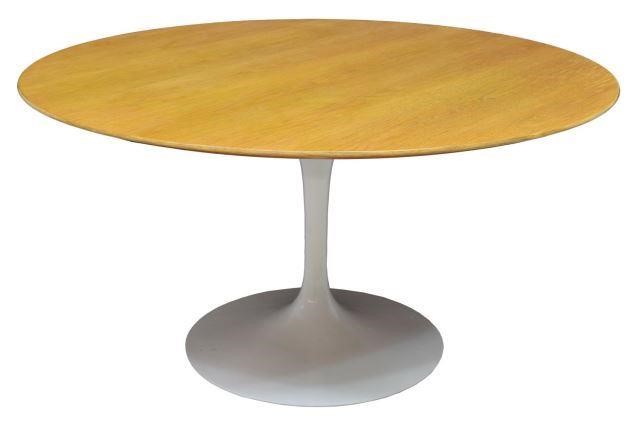 EERO SAARINEN FOR KNOLL TULIP DINING