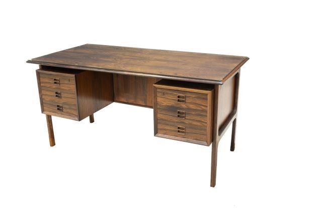 DANISH MID-CENTURY MODERN ROSEWOOD