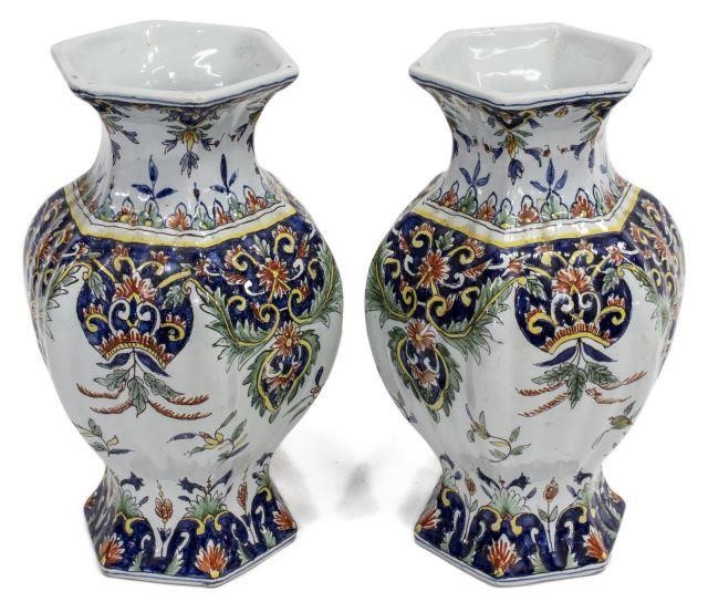  PAIR DUTCH DELFT FAIENCE POLYCHROME 3bee82