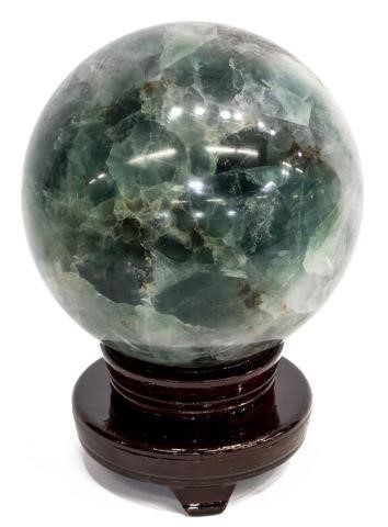 POLISHED GREEN STONE ORB BALL ON 3bef1d