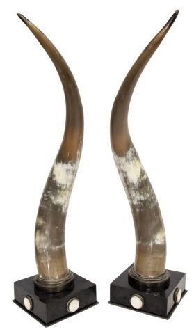  2 MAITLAND SMITH STEER HORN GARNITURES pair  3bf043