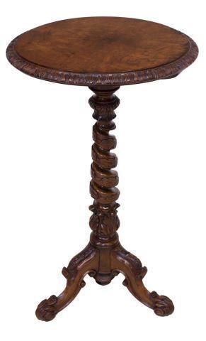 FRENCH FOLIATED PEDESTAL TABLEFrench 3bf1ce