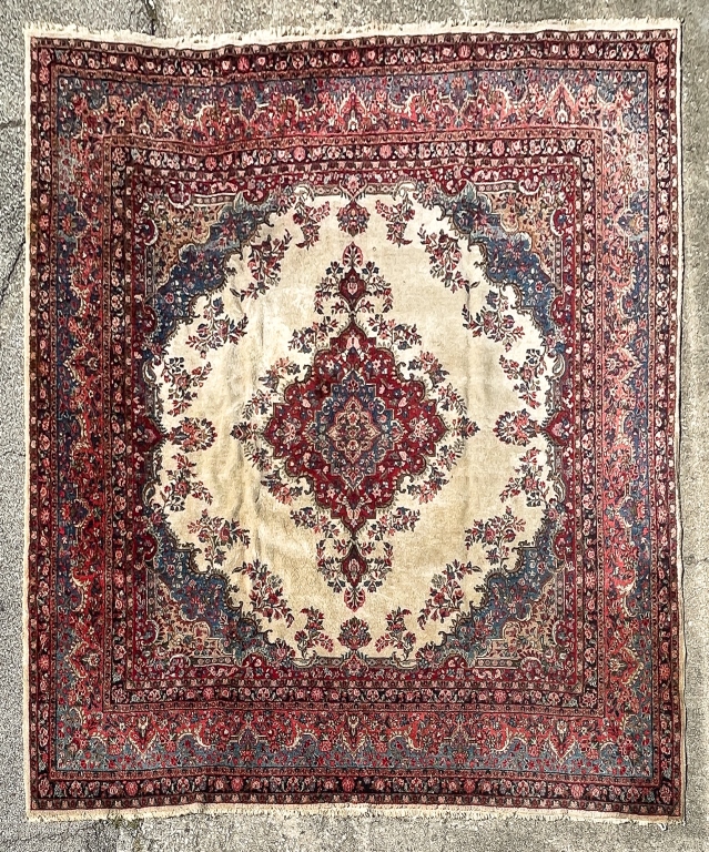 PERSIAN STYLE RUG Second half 3bf1ed