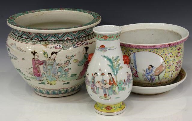  3 COLLECTION OF CHINESE PORCELAIN 3bf2fa