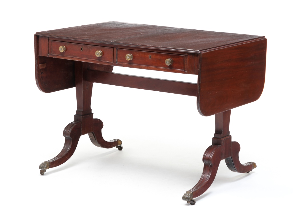 AMERICAN CLASSICAL DROPLEAF TABLE  3bf39c