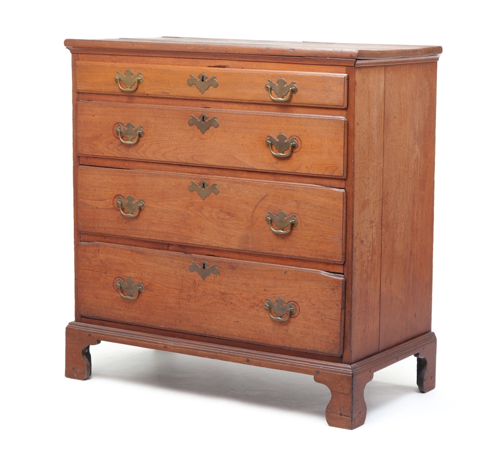 PENNSYLVANIA CHIPPENDALE CHEST  3bf437