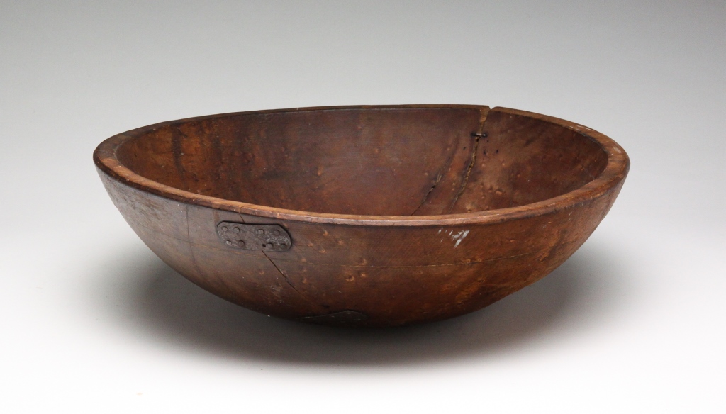 AMERICAN TREENWARE BOWL Mid 19th 3bf50d
