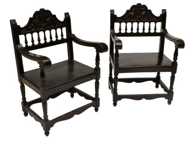  2 SPANISH BAROQUE STYLE ARMCHAIRS pair  3bf5c3