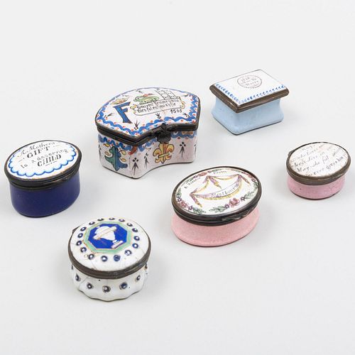 GROUP OF FIVE ENAMEL SNUFF BOXESComprising A 3bd086