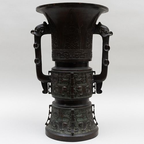 LARGE CHINESE BRONZE ARCHAIC STYLE
