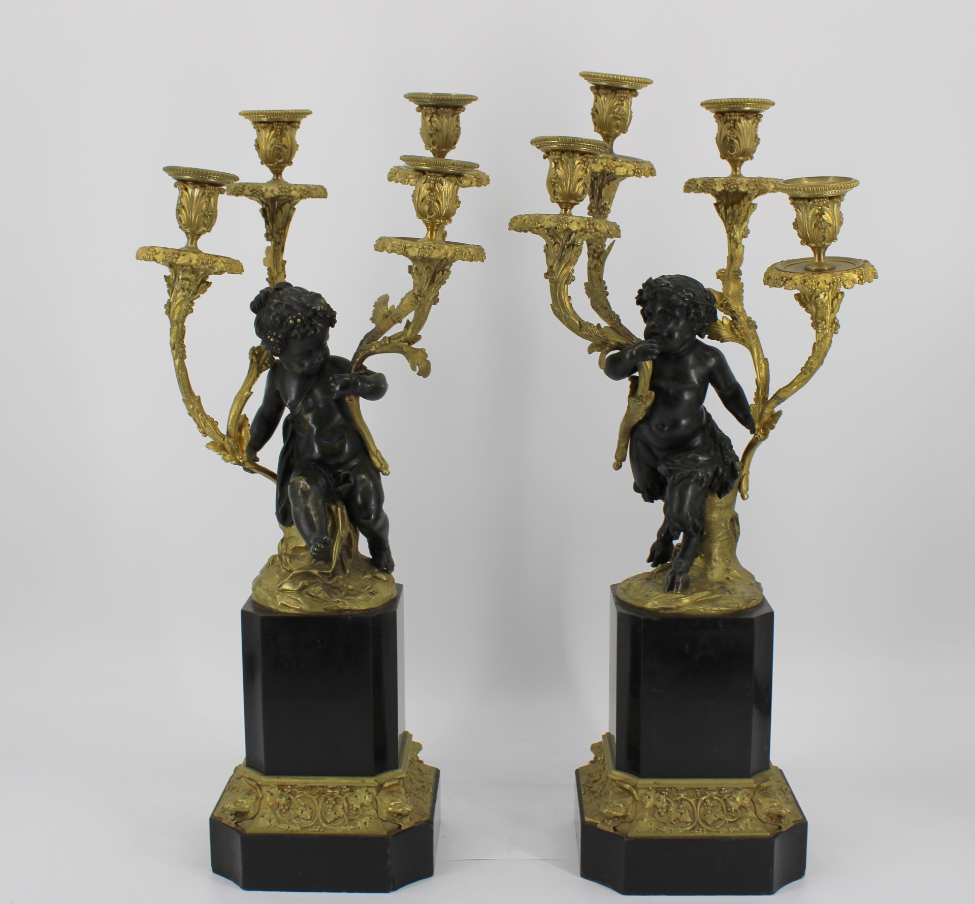 A FINE PAIR OF BRONZE & GILT BRONZE