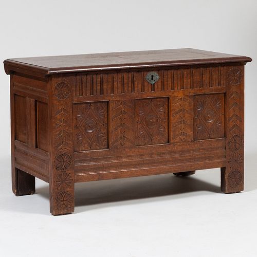 CARVED RIVER OAK COFFER CHEST23 3bd215