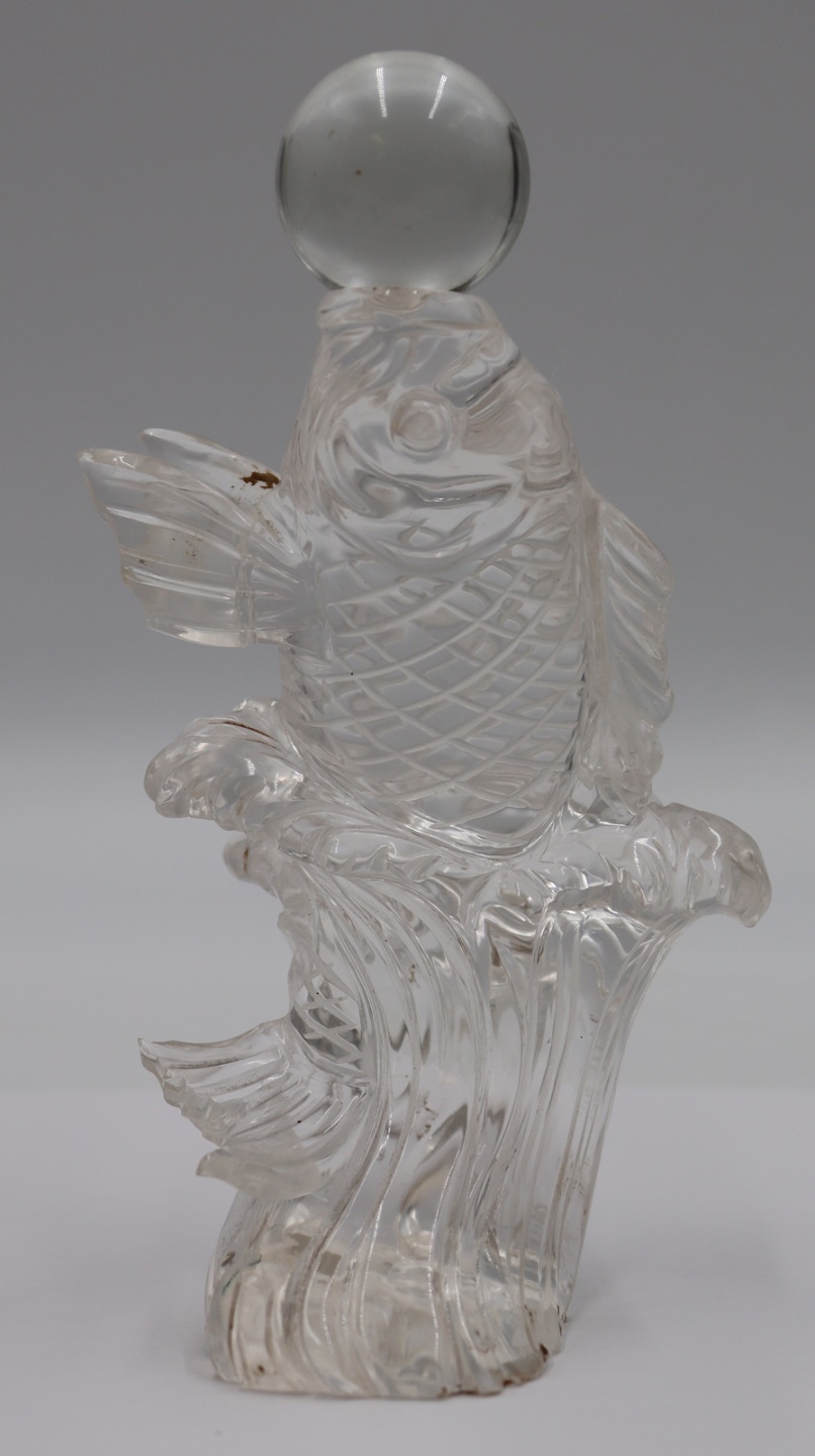 ROCK CRYSTAL CARVING OF A CARP 3bd2c6