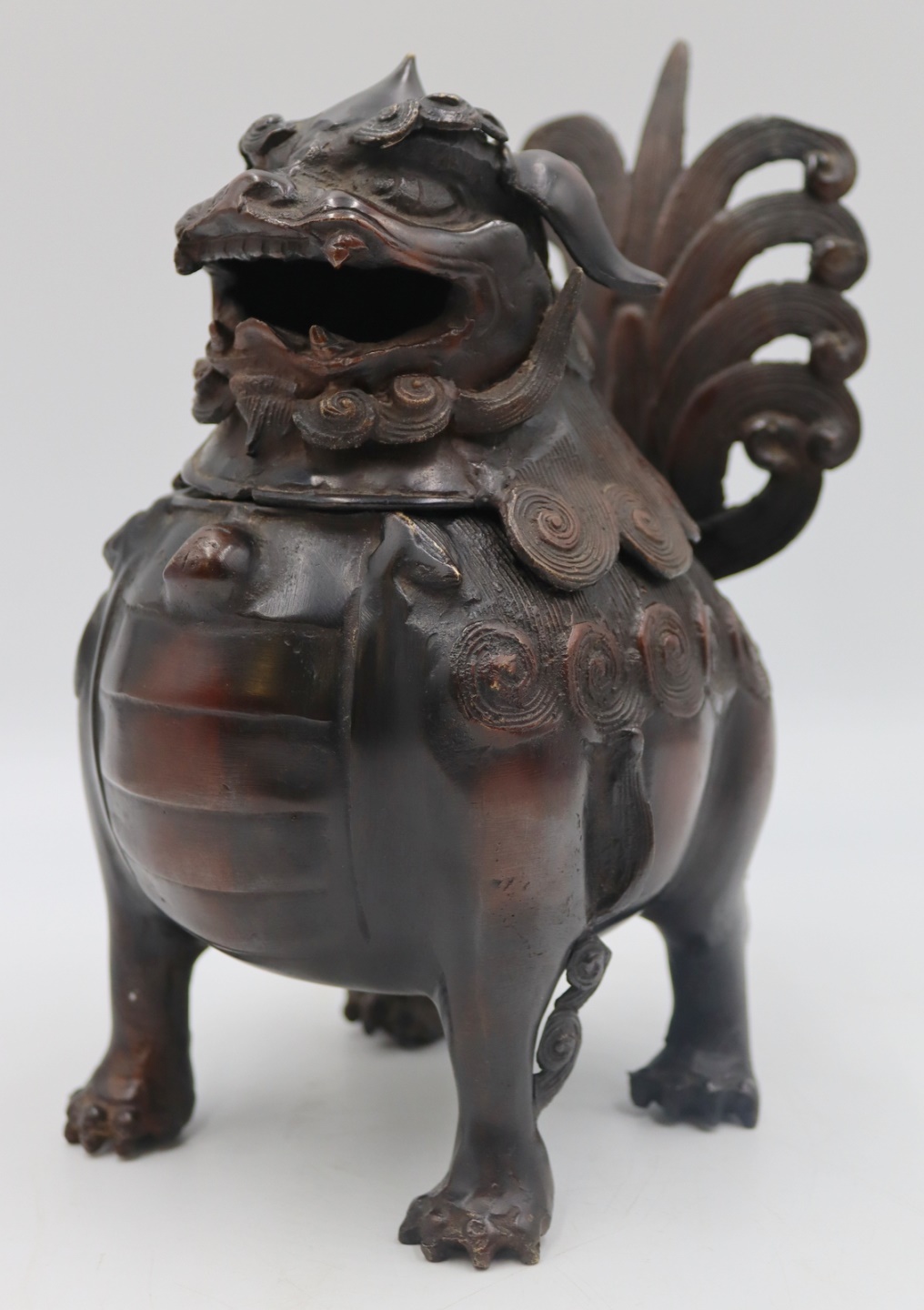 CHINESE BRONZE LUDUAN INCENSE BURNER.