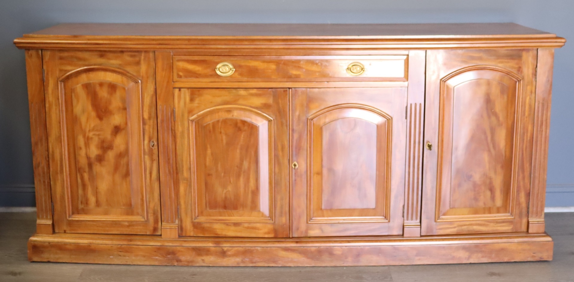 19TH CENTURY CONTINENTAL SIDEBOARD