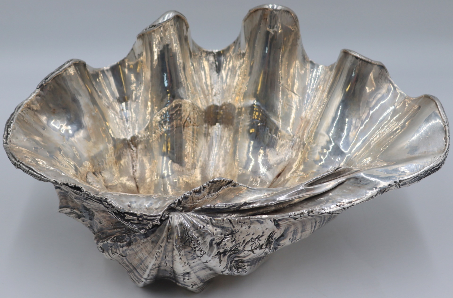 SILVERPLATE LARGE CLAM SHELL FORM 3bd41f