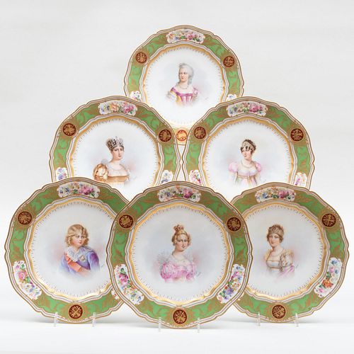 SET OF TWELVE S VRES PORCELAIN 3bd466