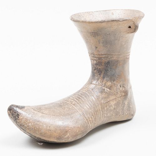 ANATOLIAN BURNISHED POTTERY BOOT 3bd57f