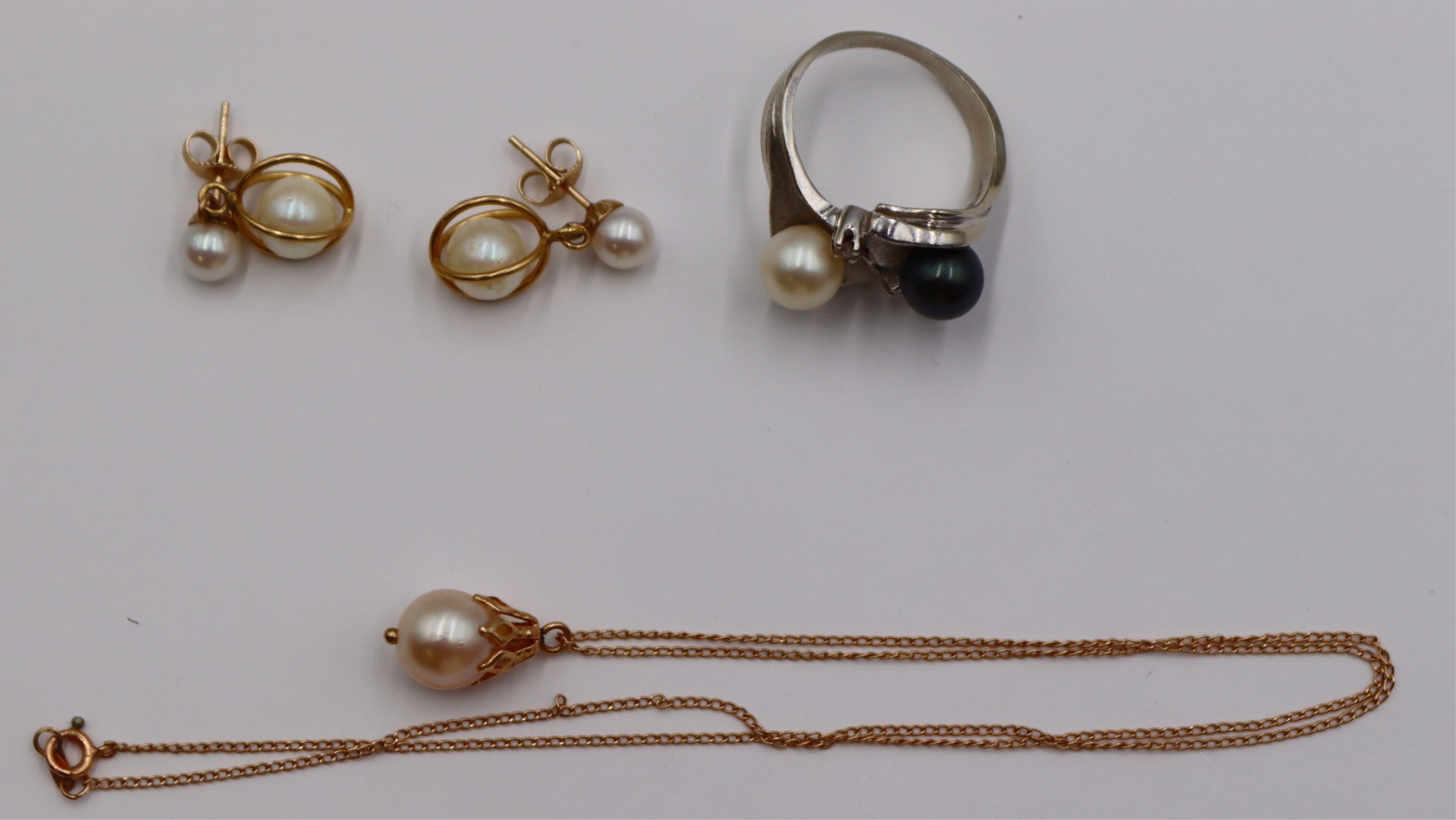 JEWELRY. ASSORTED 14KT GOLD PEARL