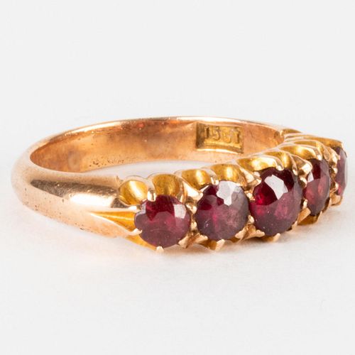 GOLD AND RUBY RINGMarked 15CT Size 3bd94b