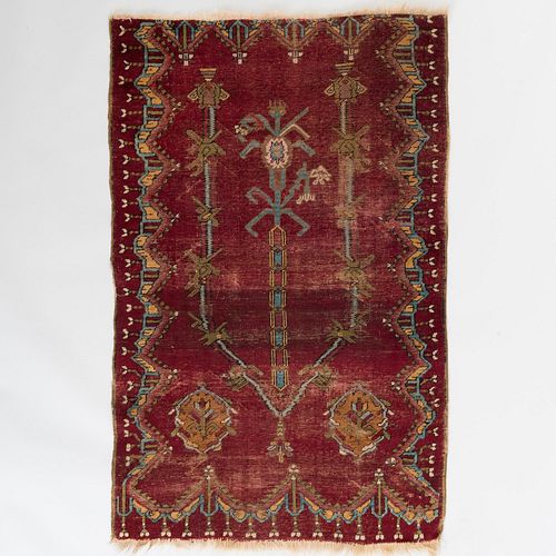 TURKISH RUGApproximately 5 ft  3bd9e6