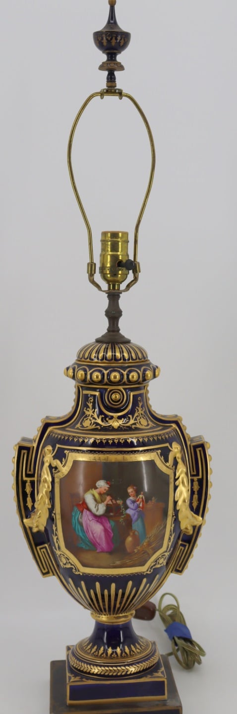 ROYAL VIENNA STYLE PORCELAIN URN