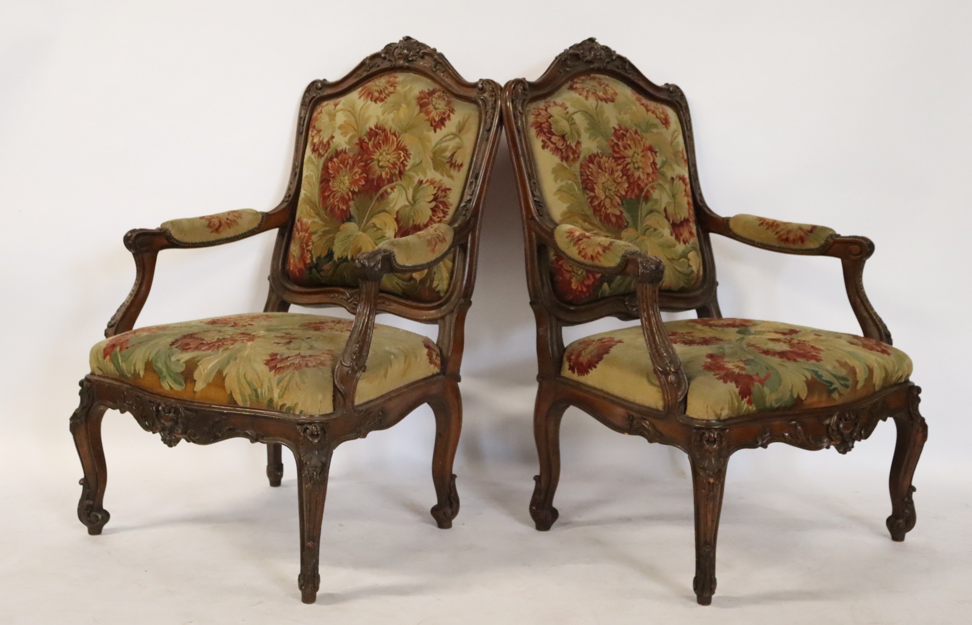 A FINE PAIR OF 19TH C. FRENCH CARVED