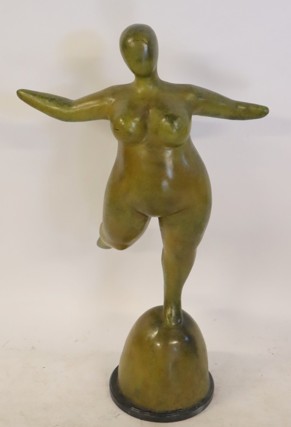 VINTAGE AND LARGE PATINATED BRONZE
