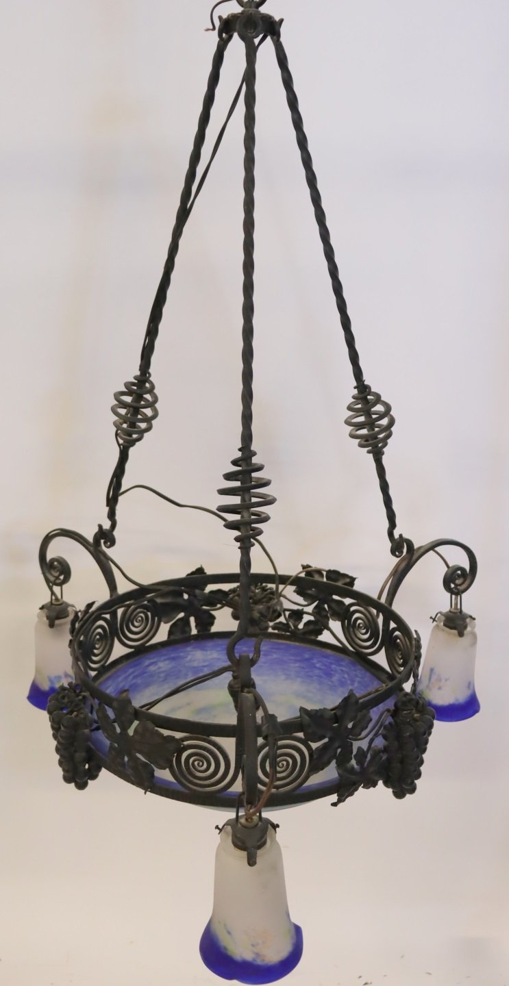 ART DECO IRON CHANDELIER WITH ART