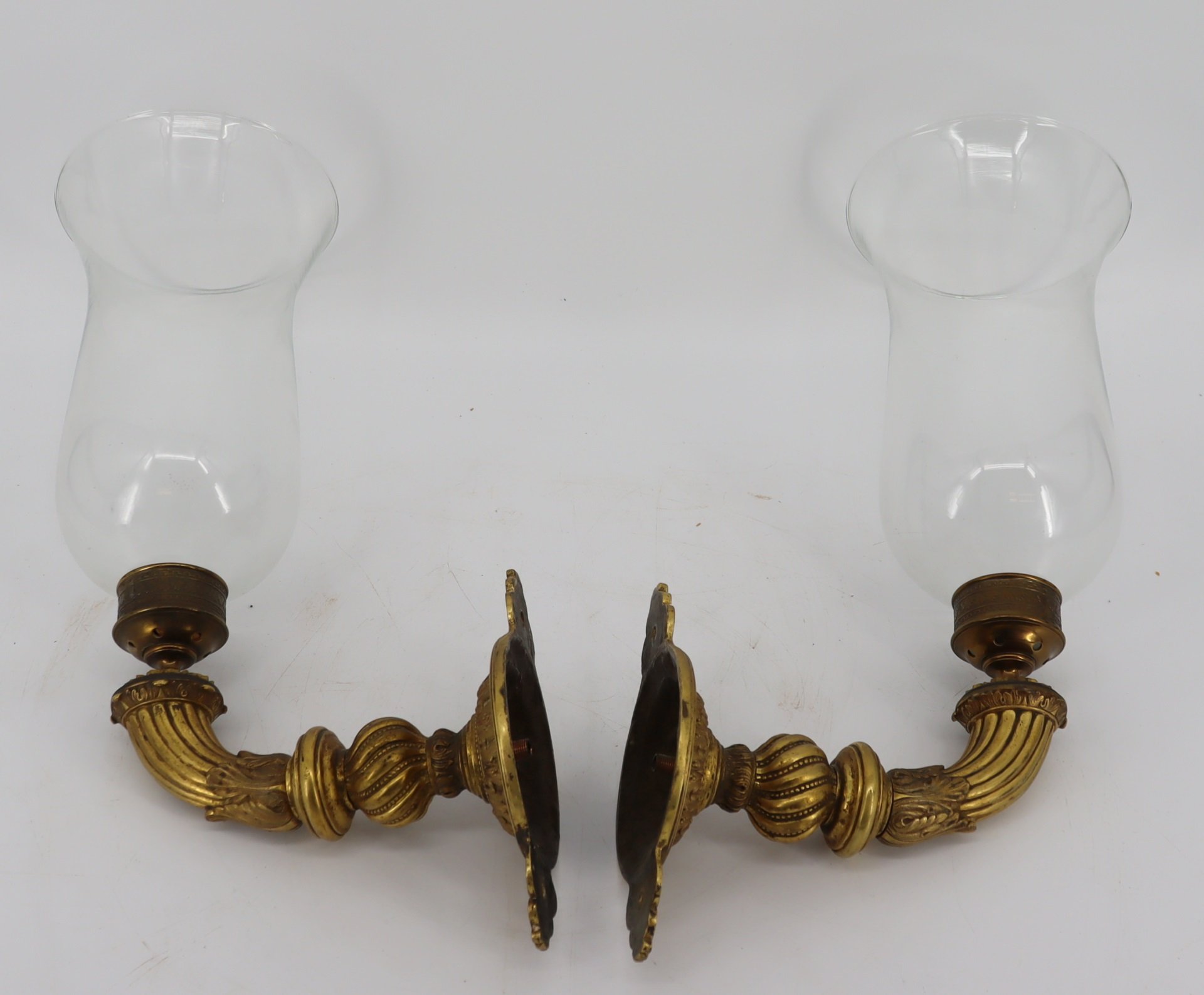 FINE PAIR OF GILT BRONZE HURRICANE 3bdc14