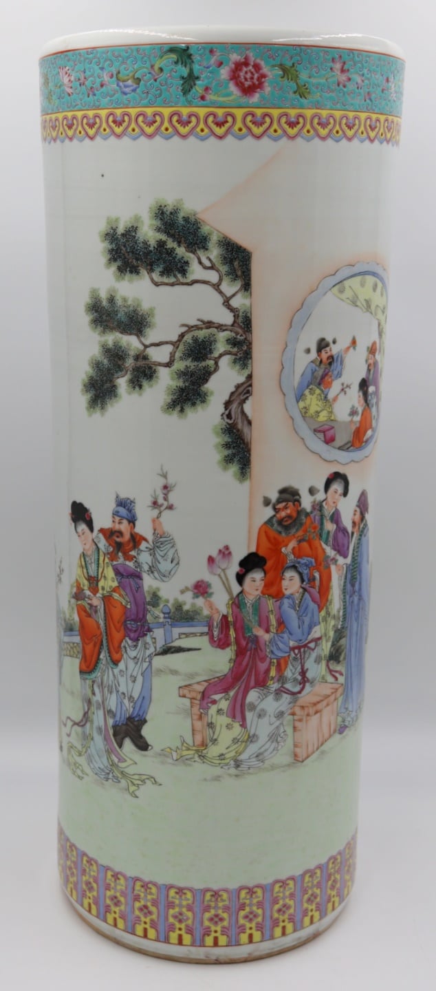 CHINESE FAMILLE ROSE UMBRELLA STAND  3bdc70