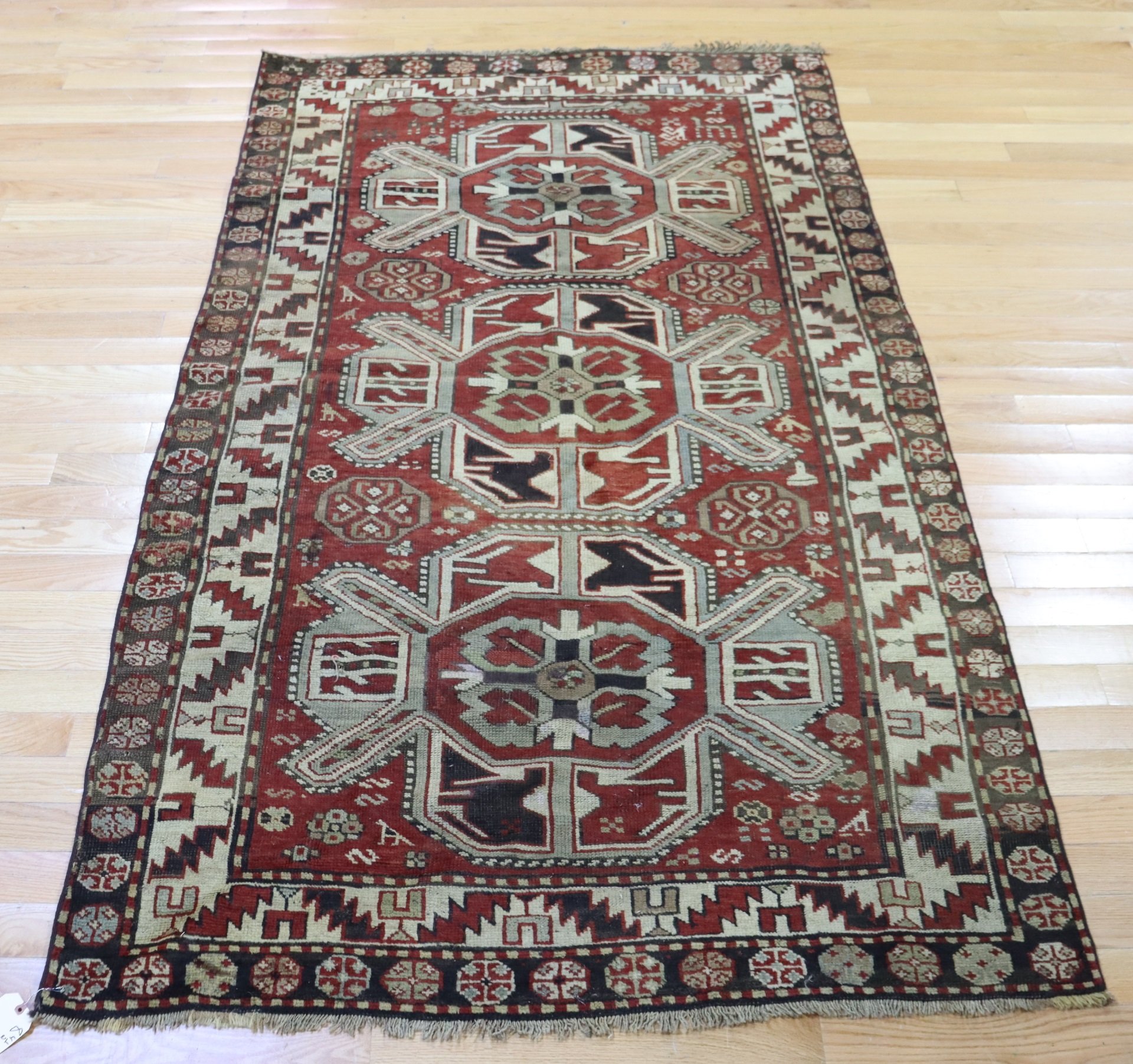 ANTIQUE AND FINELY HAND WOVEN KAZAK 3bdca5