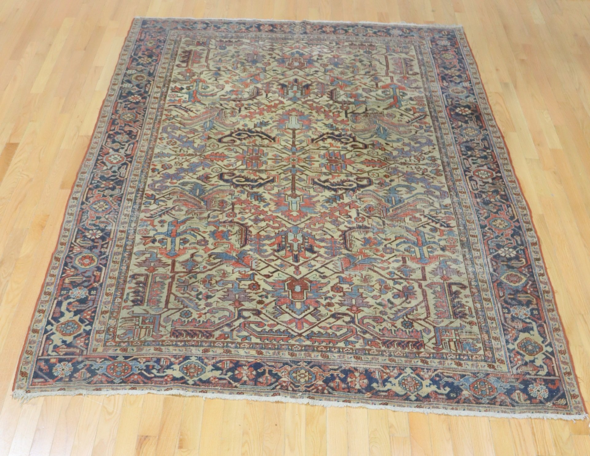 ANTIQUE AND FINELY HAND WOVEN CAUCASIAN 3bdcb6