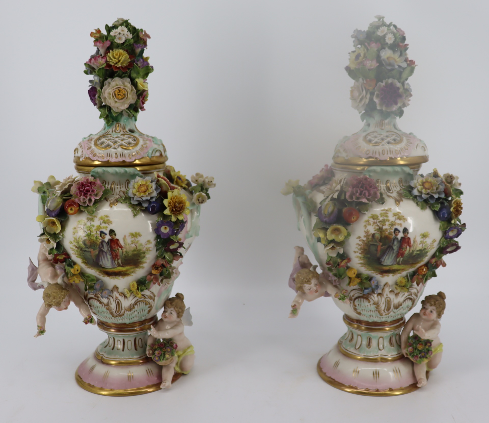 2 MEISSEN STYLE LIDDED PORCELAIN 3bde0c