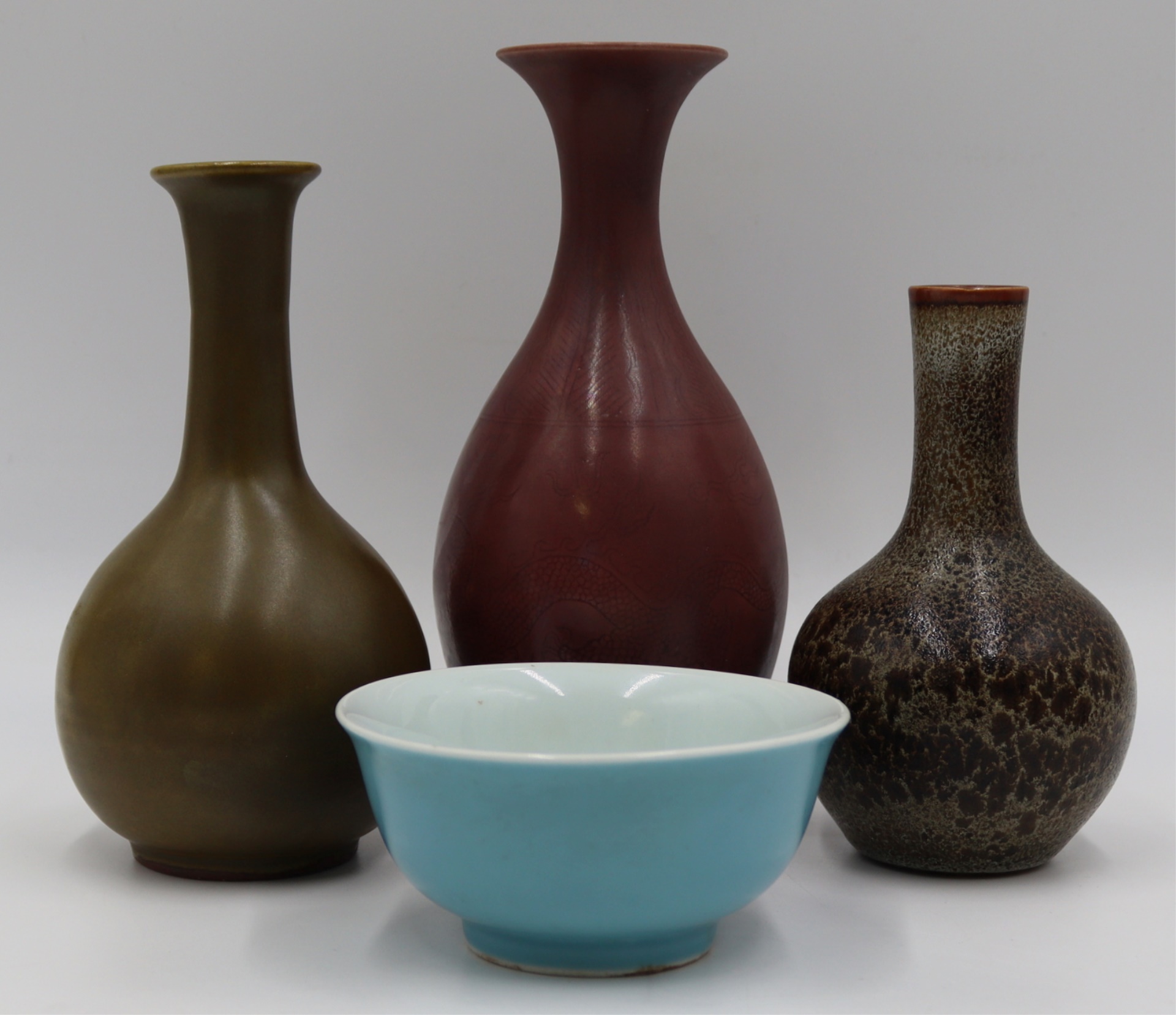 ASSORTED ASIAN POTTERY Includes 3bde59