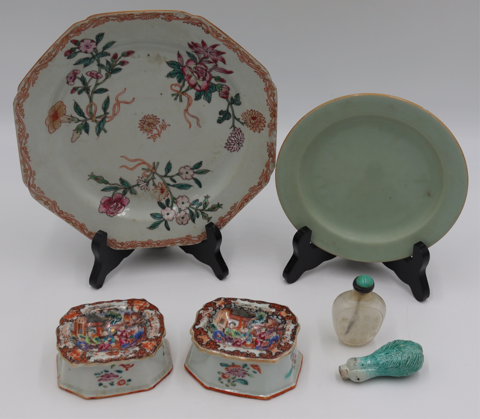 ASSORTED CHINESE PORCELAIN AND 3bde67