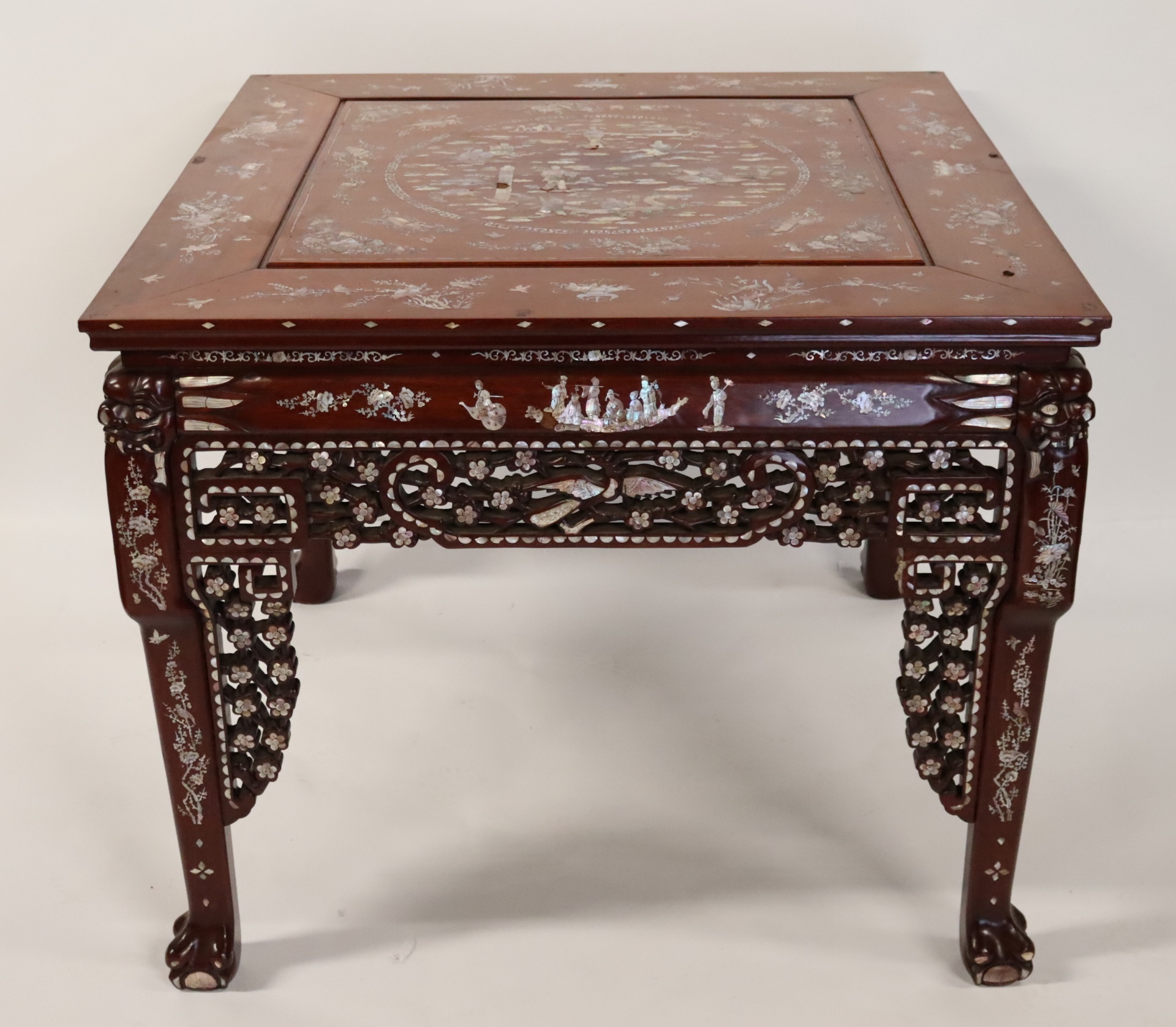 ASIAN MOTHER OF PEARL INLAID TABLE  3bdef4
